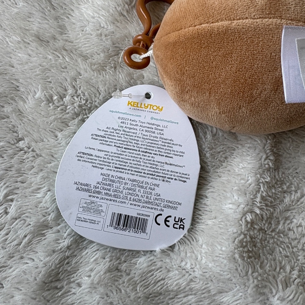 Squishmallows Danilo Toast Plush Keychain ๐๐ซ | NWT ClipOn Mini | Kawaii Foodie - Picture 4 of 5